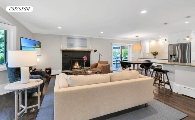 property at 94 Ridge Rd W