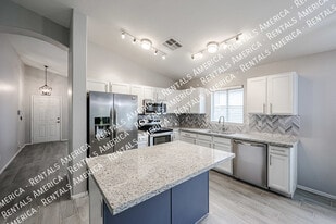 45511 W Dirk St in Maricopa, AZ - Building Photo