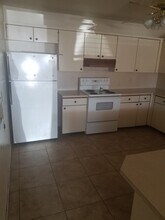 800 Sycamore St, Unit #1 in Clovis, NM - Building Photo - Building Photo