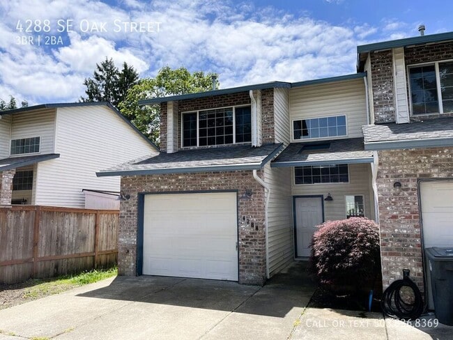 property at 4288 SE Oak St