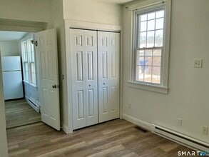 74 Liberty St in Stonington, CT - Building Photo - Building Photo