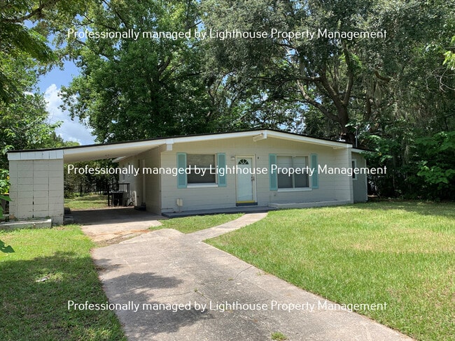 9036 Castle Blvd in Jacksonville, FL - Building Photo - Building Photo