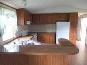 2400 Skyview Ln in Lincolnton, NC - Building Photo - Building Photo