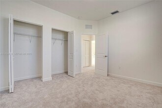 2642 SE 24th St in Homestead, FL - Foto de edificio - Building Photo