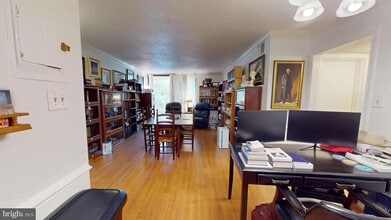 3101 Patrick Henry Dr in Falls Church, VA - Building Photo - Building Photo