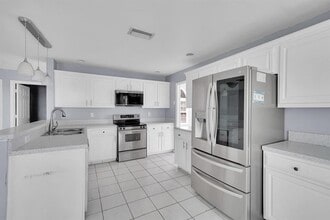2865 NW 68th Ln in Margate, FL - Building Photo - Building Photo
