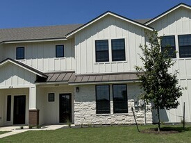 608 Mercado St in Temple, TX - Building Photo