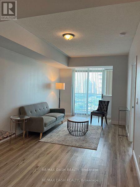 80 Absolute Ave in Mississauga, ON - Building Photo - Building Photo