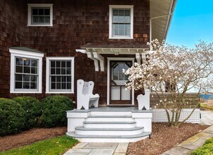 219 Quimby Ln in Bridgehampton, NY - Building Photo - Building Photo