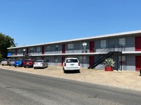 304 E Carpenter Ave, Unit 14