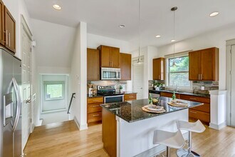 2709 E 13th St in Austin, TX - Building Photo - Building Photo