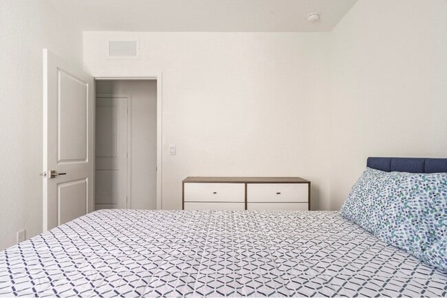 511 NW 17th St in Fort Lauderdale, FL - Building Photo - Building Photo