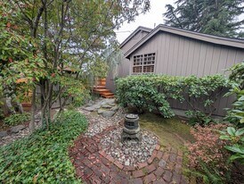 616 Cline Ave in Port Orchard, WA - Building Photo