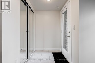 2-2112 Westmeath Ln in Markham, ON - Building Photo - Building Photo