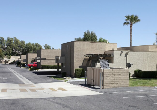 Casa West Apartments in Desert Hot Springs, CA - Building Photo - Building Photo