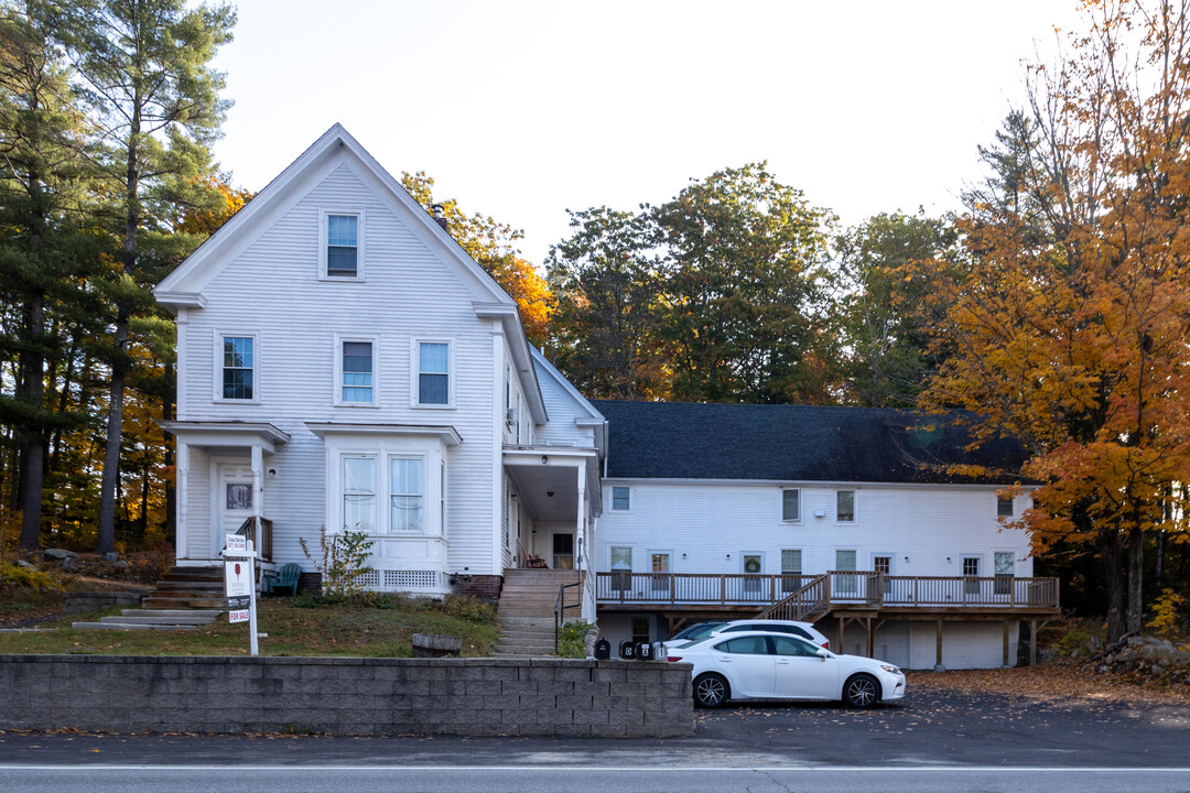 2008 Wakefield Rd in Sanbornville, NH - Building Photo