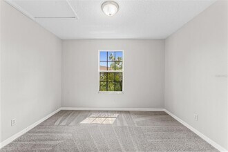 9228 Stone River Pl, Unit #12 in Riverview, FL - Building Photo - Building Photo