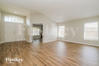 10529 San Travaso Dr in Tampa, FL - Building Photo - Building Photo