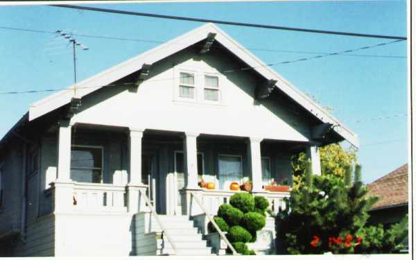 4032-4036 San Juan St in Oakland, CA - Building Photo - Building Photo