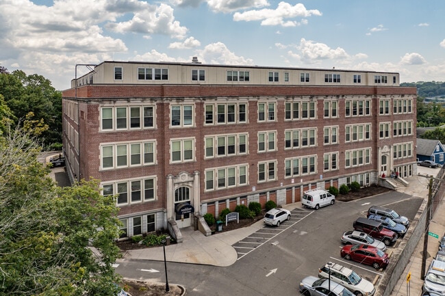 Wilby Schoolhouse Apartments in Waterbury, CT - Building Photo - Building Photo