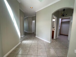 5031 Madison Lakes Cir W in Davie, FL - Building Photo - Building Photo