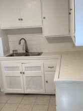 10907 Camarillo St, Unit 10907 in North Hollywood, CA - Building Photo - Building Photo