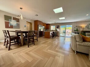 5339 Pendleton St in San Diego, CA - Building Photo - Building Photo