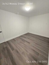 34742 Mierau St in Abbotsford, BC - Building Photo - Building Photo