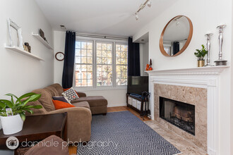 1417 W Erie St in Chicago, IL - Building Photo - Building Photo