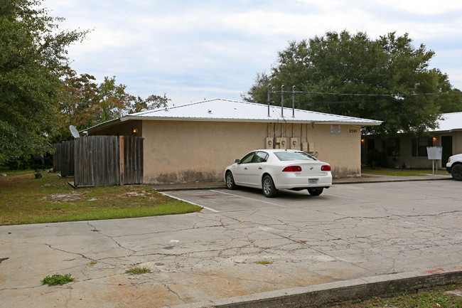 2501 Minnesota Ave in Lynn Haven, FL - Building Photo - Building Photo