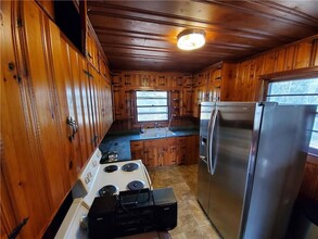 1025 Pickens St in Ball Ground, GA - Building Photo - Building Photo