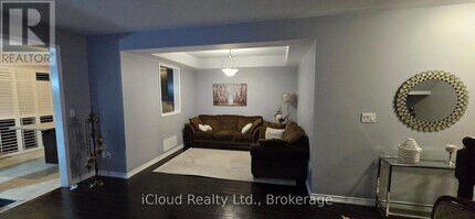 18 Stedford Cres in Brampton, ON - Building Photo - Building Photo