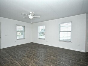 411 Delmar Ave in Austin, TX - Building Photo - Building Photo
