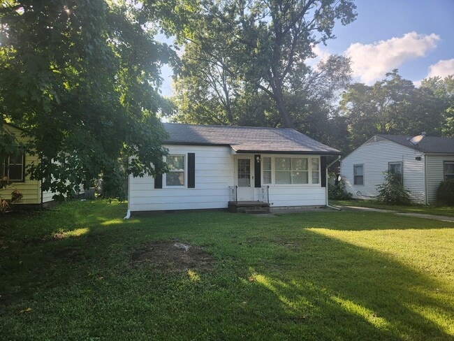 property at 917 SW Watson Ave
