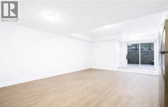 40 Palace St in Kitchener, ON - Building Photo - Building Photo