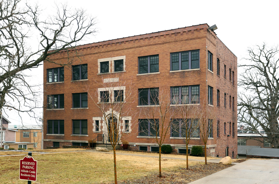 Hillside in Des Moines, IA - Building Photo