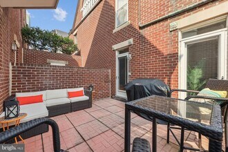 116 N Union St in Alexandria, VA - Building Photo - Building Photo