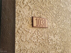 2451 N Rainbow Blvd in Las Vegas, NV - Building Photo - Building Photo