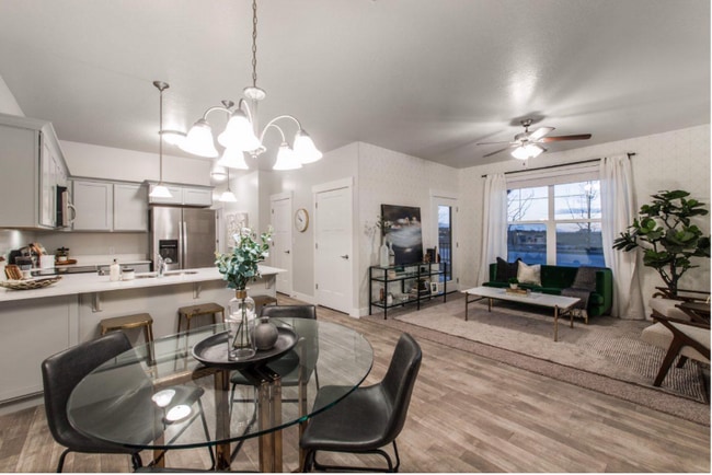 1813 W Newcastle Ln in Saratoga Springs, UT - Building Photo - Building Photo