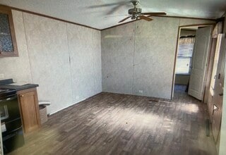24 Coach Dr in Jackson, TN - Building Photo - Building Photo