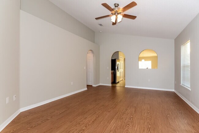 17036 Lixberry Way, Unit 11255T in Land O Lakes, FL - Building Photo - Building Photo