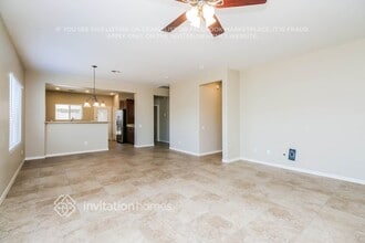 4823 S Grenoble in Mesa, AZ - Foto de edificio - Building Photo