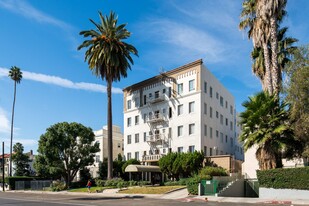 North Kingsley in Los Angeles, CA - Building Photo