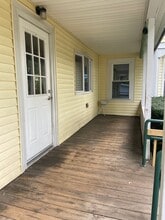 404 Washington St, Unit #1 in Keene, NH - Building Photo - Building Photo