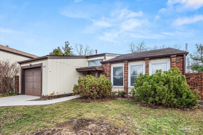 8119 Oriole Dr in Darien, IL - Building Photo - Building Photo