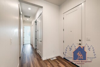 8548 W Lilburn St in Star, ID - Building Photo - Building Photo