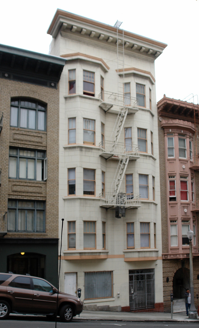 Bryson Apartments in San Francisco, CA - Building Photo - Building Photo