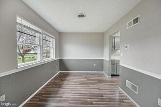 28 Maple Ave in Biglerville, PA - Building Photo - Building Photo
