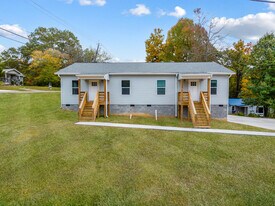6900 Seaver Dr NW in Knoxville, TN - Building Photo