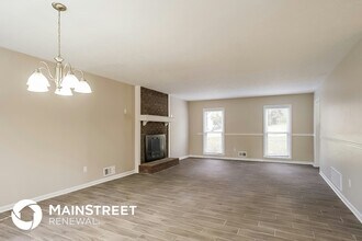 2440 Hillboro Cir S W in Marietta, GA - Building Photo - Building Photo